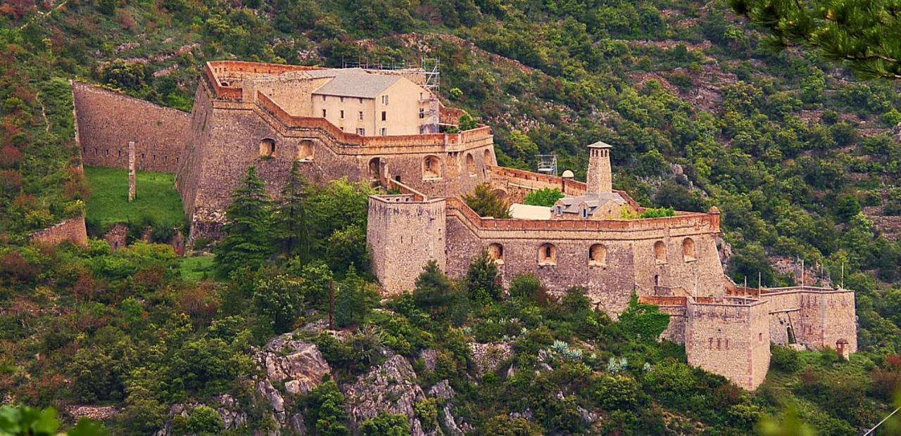 Gite 3 Etoiles Chez Nath Et Tony Taurinya Εξωτερικό φωτογραφία